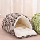Toquinha Listrada de Pelúcia para Gatos